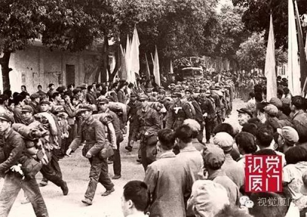 1949年的今天厦门解放，实拍国民党黯然离别厦门的情景