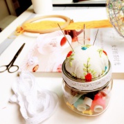 周末刺绣课堂（可爱针插瓶）